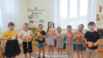 С праздником вас, дорогие бабушки! С праздником вас, дорогие бабушки!.