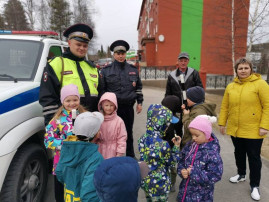 Знакомство с экипажем ДПС. Знакомство с экипажем ДПС.
